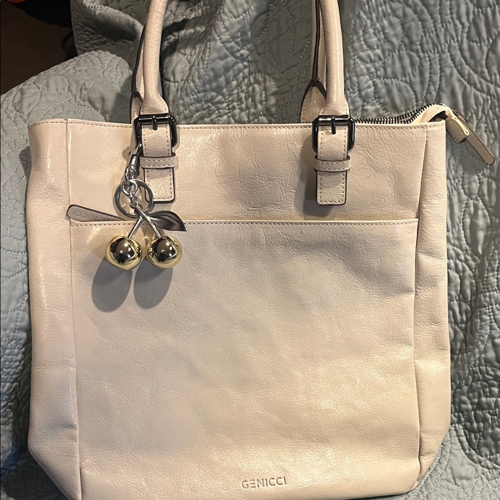 Genicci Elegant Cream Tote Bag
